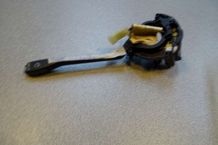 Ruitenswisserschakelaar Vw Passat 32B Formel E