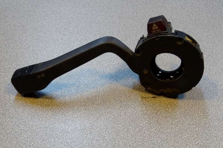 2dehands Knipperlichtschakelaar VW T4 91-96